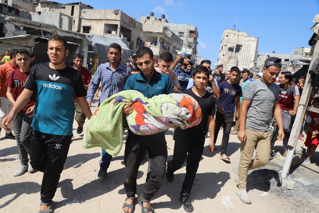 ההתקפה בצפון עזה: שלושה קורבנות ופצועים רבים בהפצצות כוחות הכיבוש בג'באליה