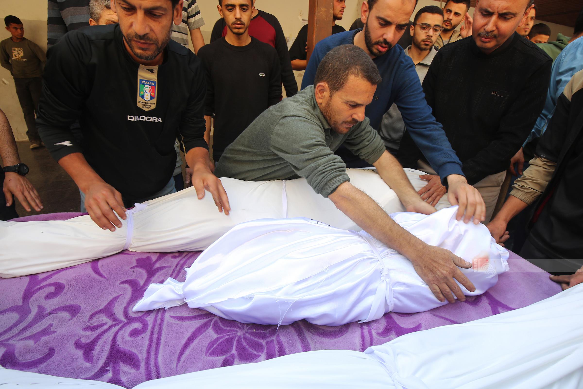 4 הרוגים ועשרות פצועים בהפצצה של כוחות הכיבוש על מתקן אונר"א בג'באליא