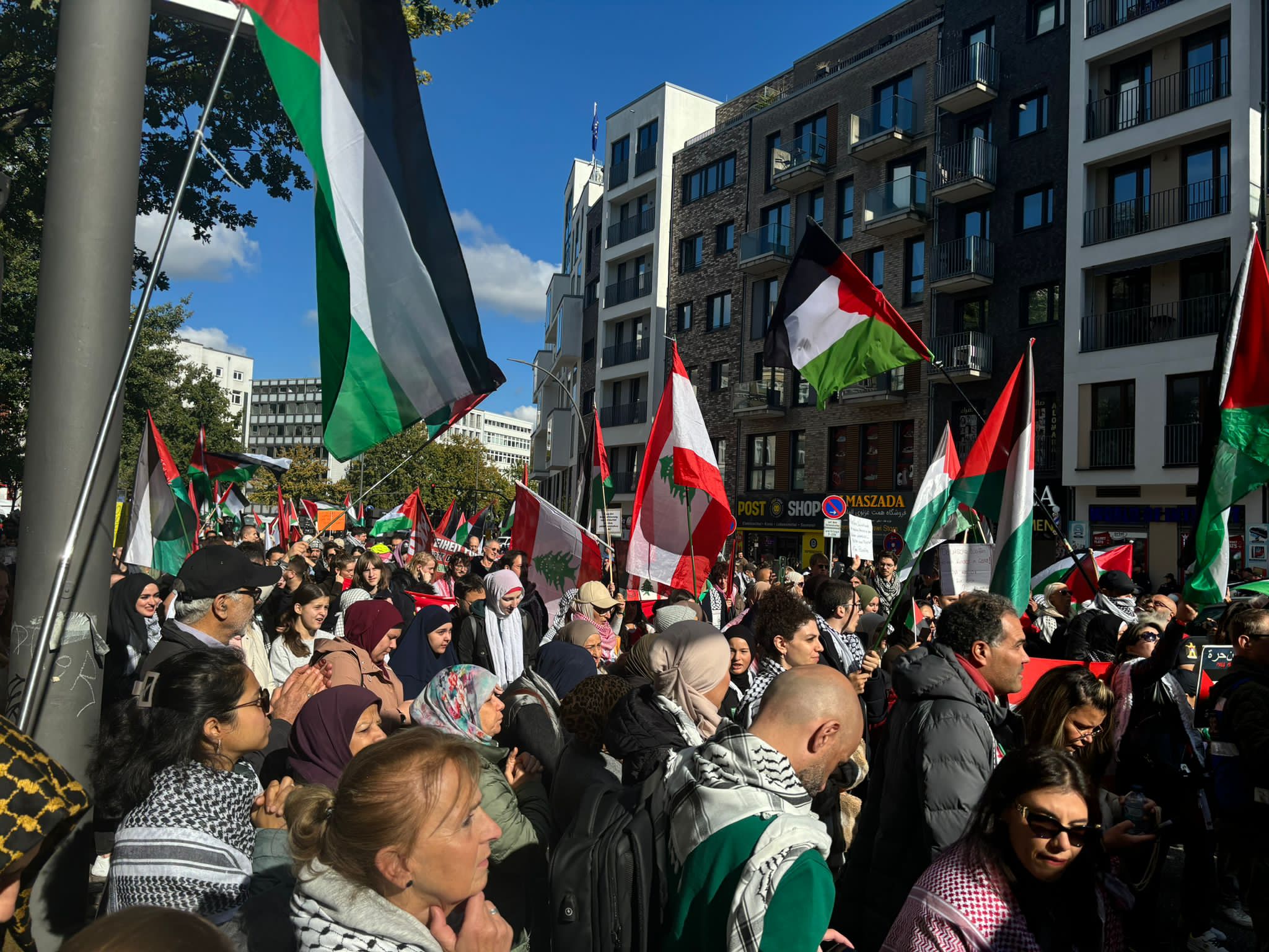 הקהילה הפלסטינית בגרמניה הפגינה בהמבורג נגד הכיבוש והמתקפה הישראלית