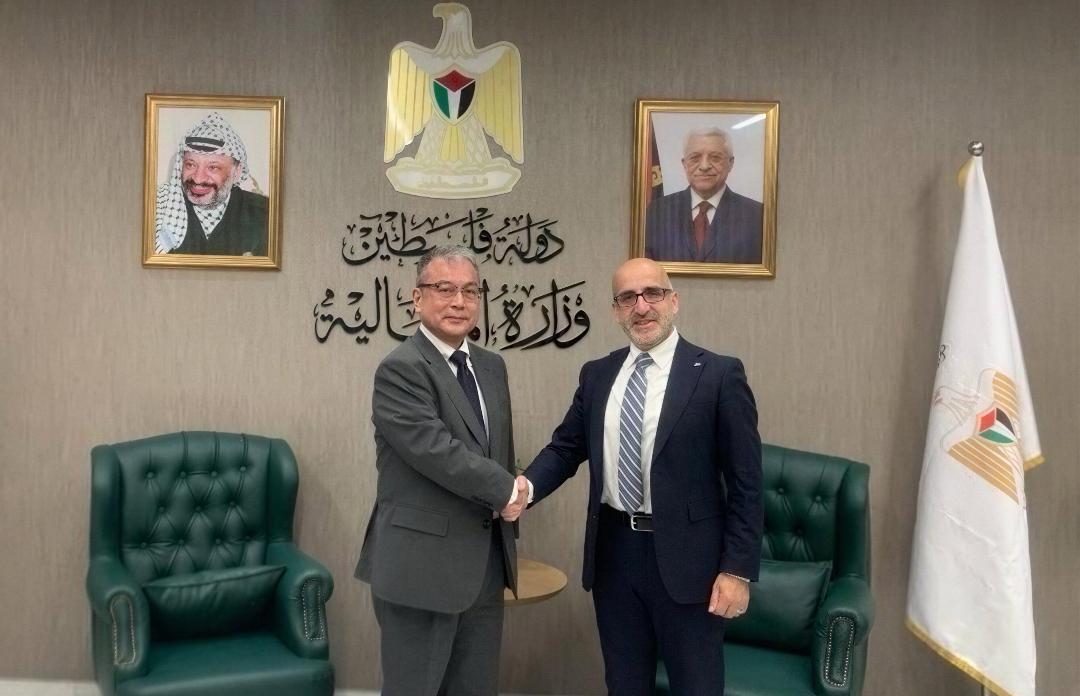 יפן מזרימה 10 מיליון דולר לתקציב פלסטין במסגרת חבילת סיוע חדשה בהיקף 167 מיליון דולר