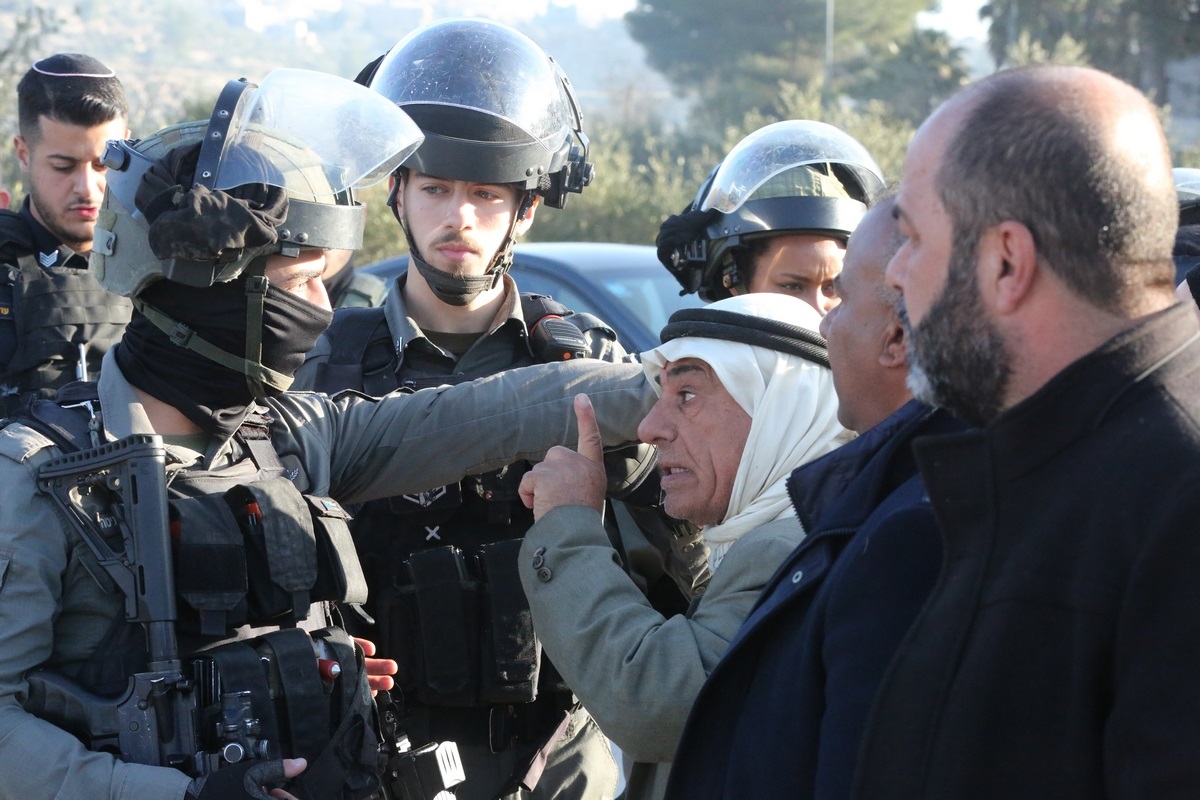 מעל 16,000 הפרות מצד כוחות הכיבוש והמתנחלים בשנת 2024: שיא בסיפוח, הרס והתרחבות התנחלויות