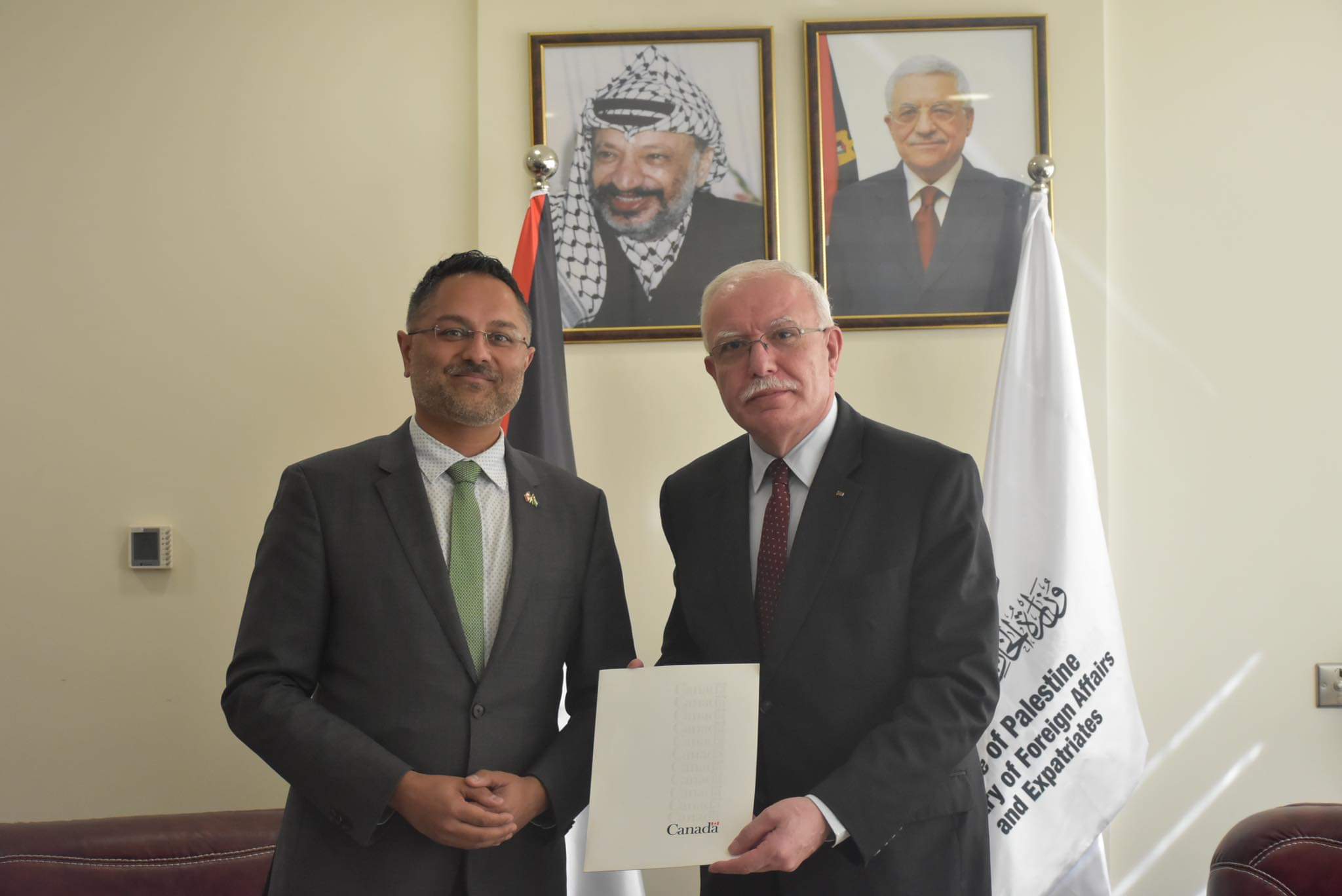 נציג קנדה בפלסטין :נמשיך לתמוך בעם הפלסטיני ופתרון שתי המדינות