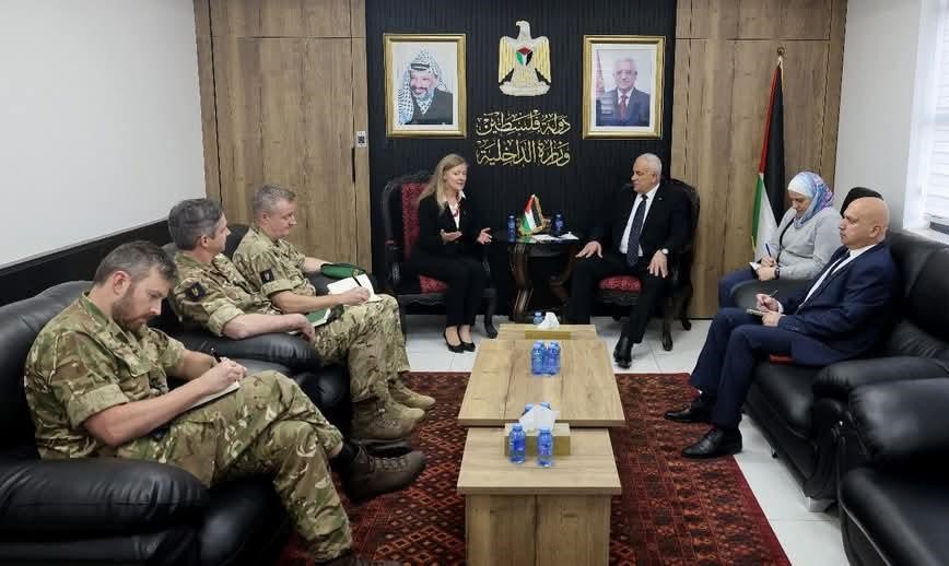 השר זיאד הב א-ריח נפגש עם גורמים בינלאומיים לדון בהעמקת שיתוף הפעולה