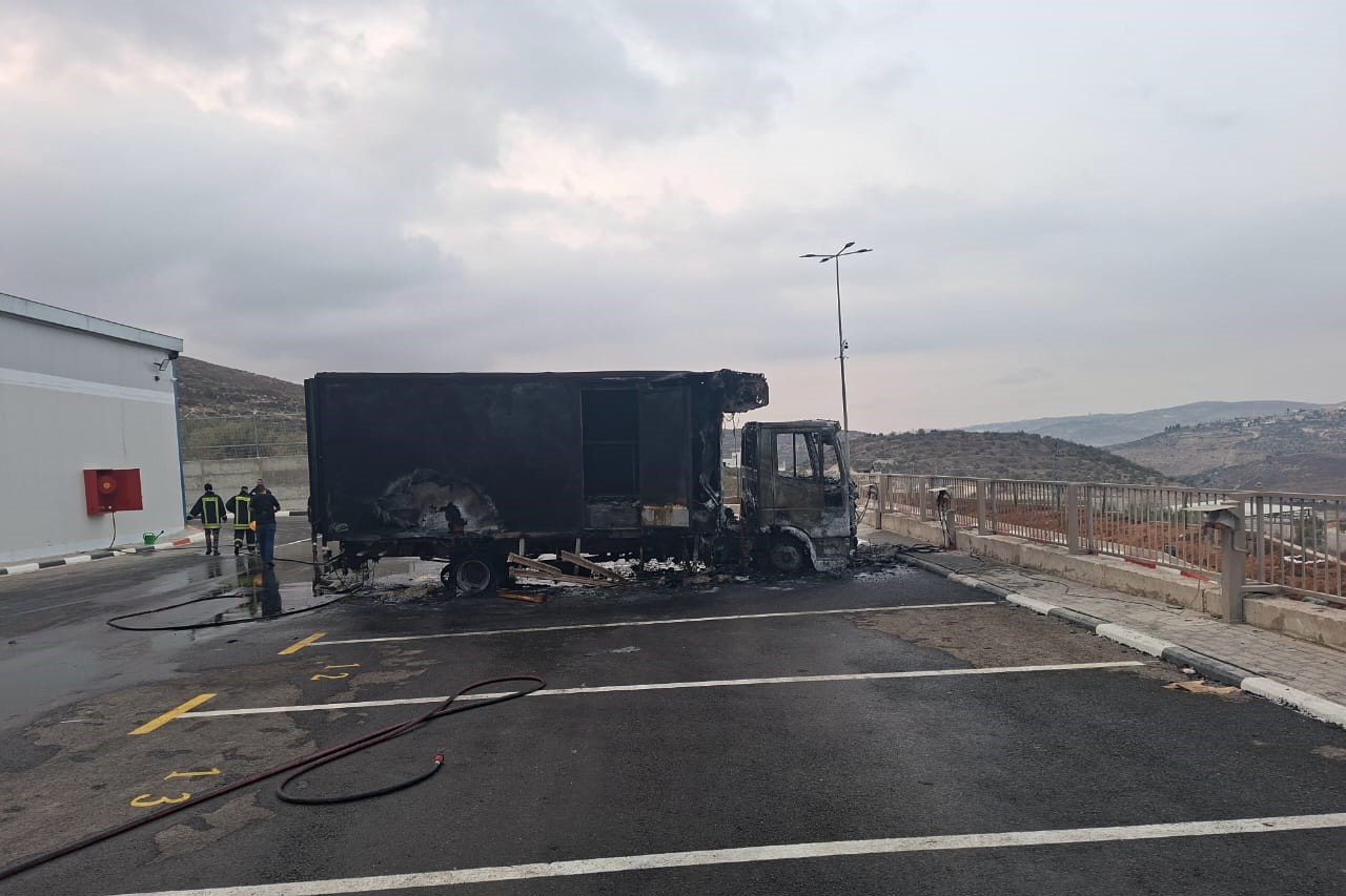 משרד הכלכלה הפלסטיני קורא לקהילה הבינלאומית להתערב ולהגן מפני מתקפות המתנחלים