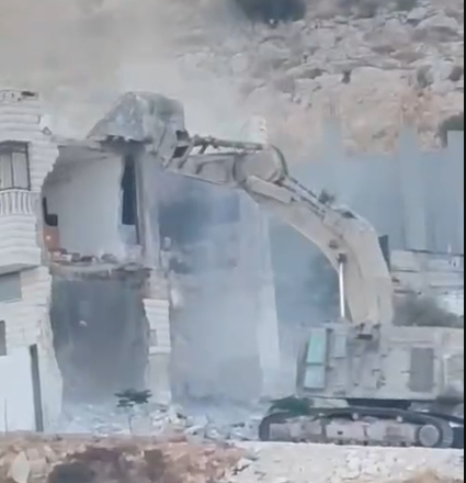 כוחות הכיבוש הרסו בית בכפר רוג'יב שמזרחית לשכם