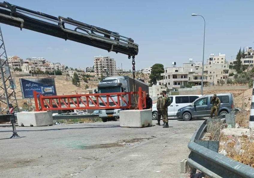 כוחות הכיבוש סגרו את הכניסות לכפרים במערב מחוז בית לחם ופלשו ליישובים במזרחו