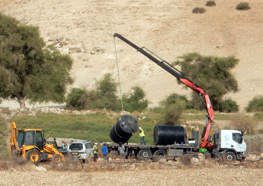 מתנחלים השתלטו על סיוע חקלאי שנועד לתושבים בצפון בקעת הירדן