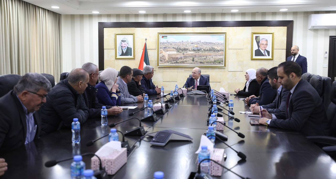 מוסטפא לתושבי אלמוע'ייר: נמשיך לסייע לחיזוק העמידה מול התקפות כוחות הכיבוש והמתנחלים