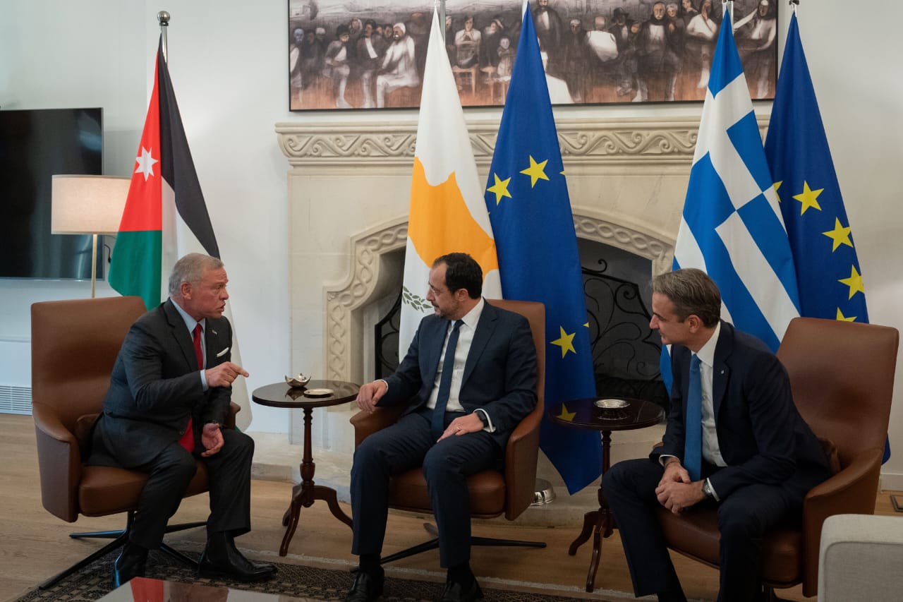 פסגת ירדן, קפריסין ויוון קוראת להפסקת אש מיידית וסיוע לעזה