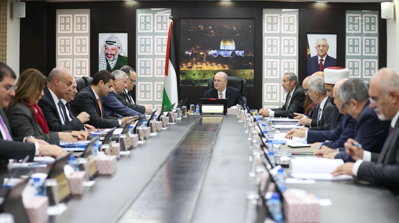 הממשלה הפלסטינית דורשת הגברת הלחץ הבינלאומי להכנסת קרוואנים וציוד מחסה לרצועת עזה