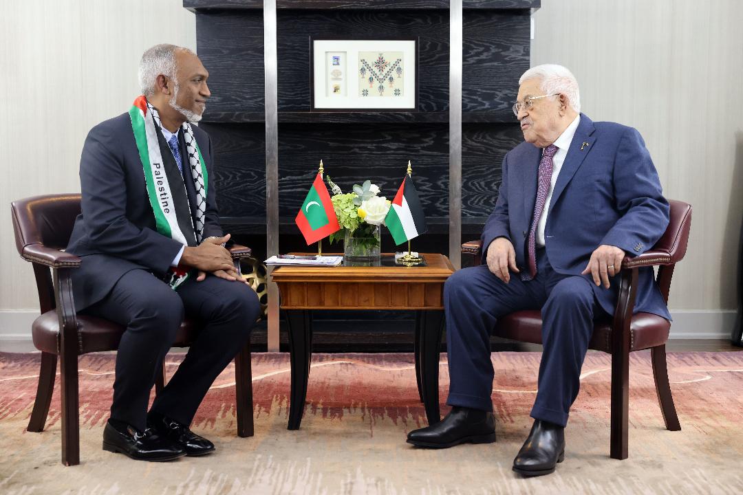 פגישה בין נשיא מדינת פלסטין לנשיא המאלדיביים: חיזוק התמיכה הפלסטינית בזירה הבינלאומית