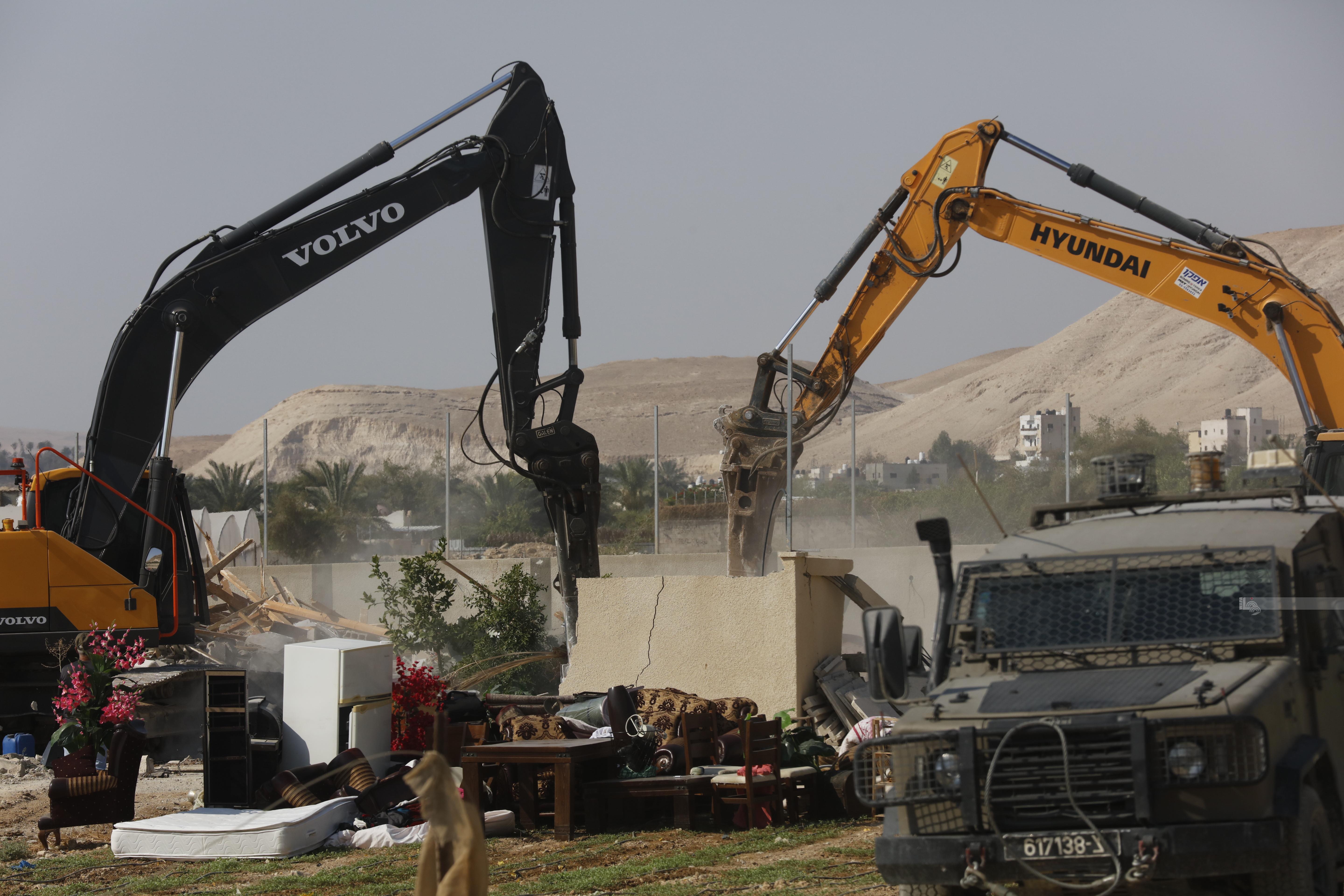כוחות הכיבוש הרסו שני בתים במרג' ע'זאל, צפון יריחו