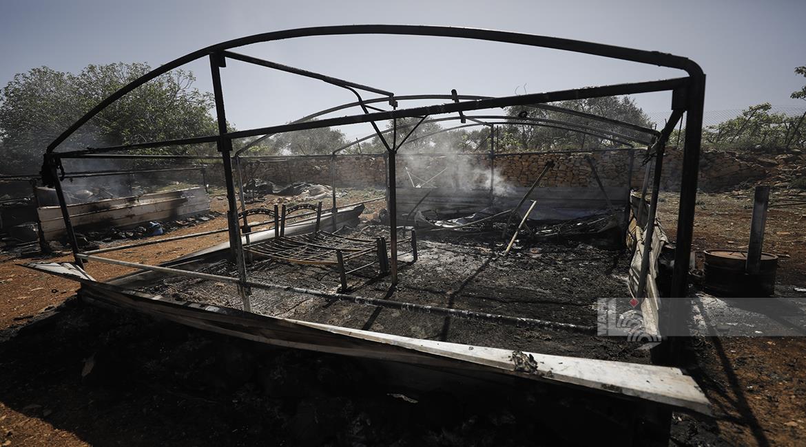 8 פצועים ו־3 מבנים חקלאיים הוצתו בתקיפת מתנחלים בסינג'ל שליד רמאללה