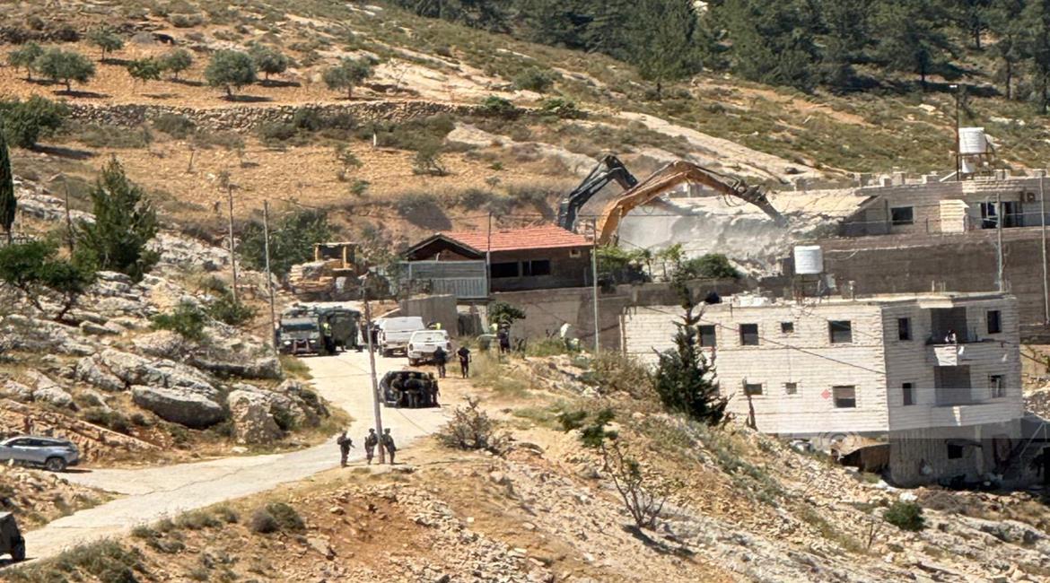 כוחות הכיבוש הרסו בית בנחאלין שממערב לבית לחם