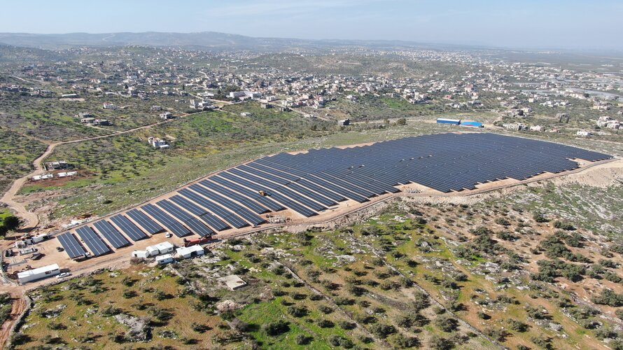 פלסטין: פרויקטי אנרגיה סולארית שהוכתבו על ידי הצורך הלאומי מתמודדים עם אתגרי הכיבוש