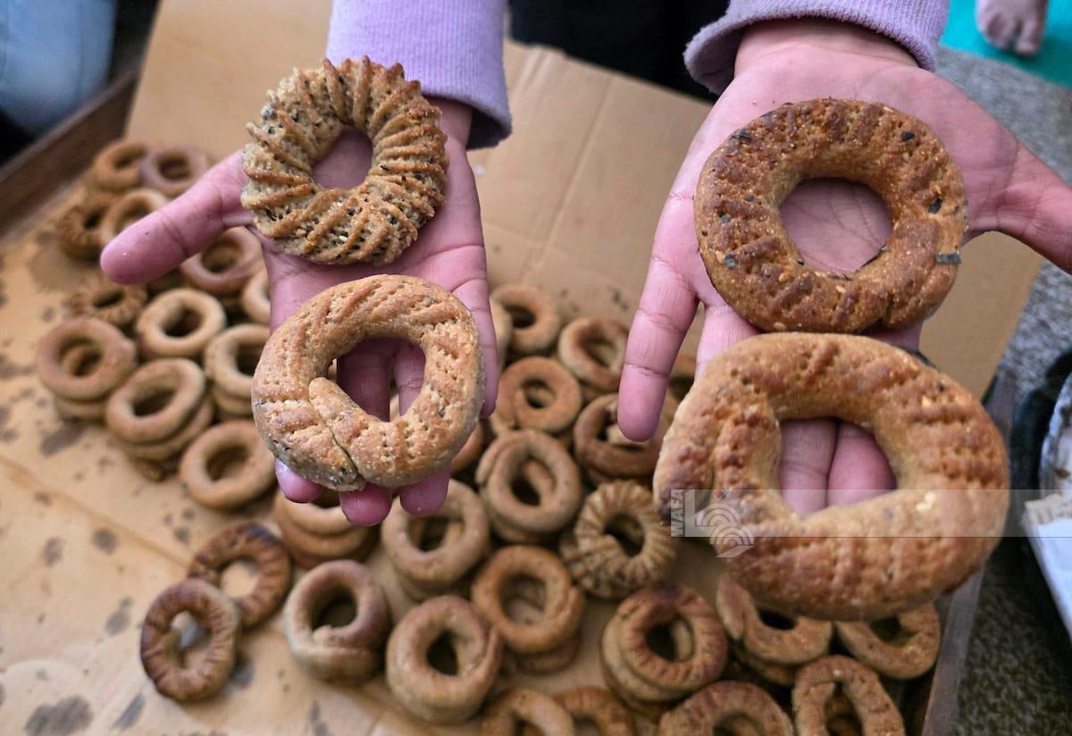 היא כבר לא רואה, אבל ממשיכה לאפות: עאישה סעד נאחזת בעוגיות החג