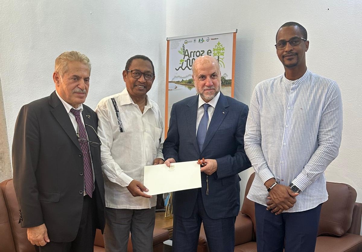 שר הדתות הפלסטיני מסר לשר החוץ של גינאה־ביסאו איגרת מנשיא פלסטין לנשיא הרפובליקה