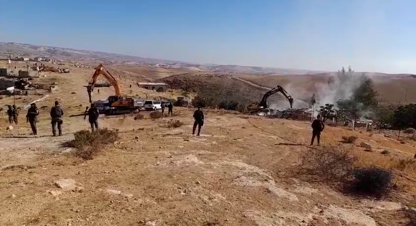 כוחות הכיבוש הרסו שני בתים, חמישה צריפים ובאר מים במסאפר יטא