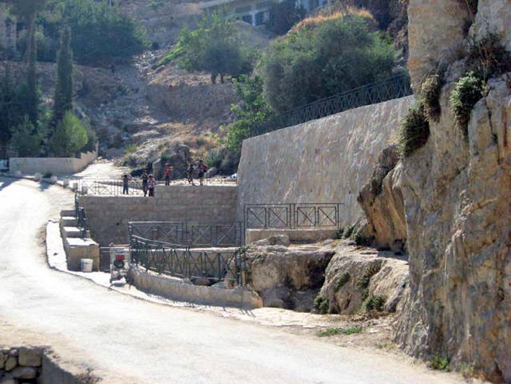 צבא הכיבוש אוסר אפילו לנקות את הקרקע הפרטית