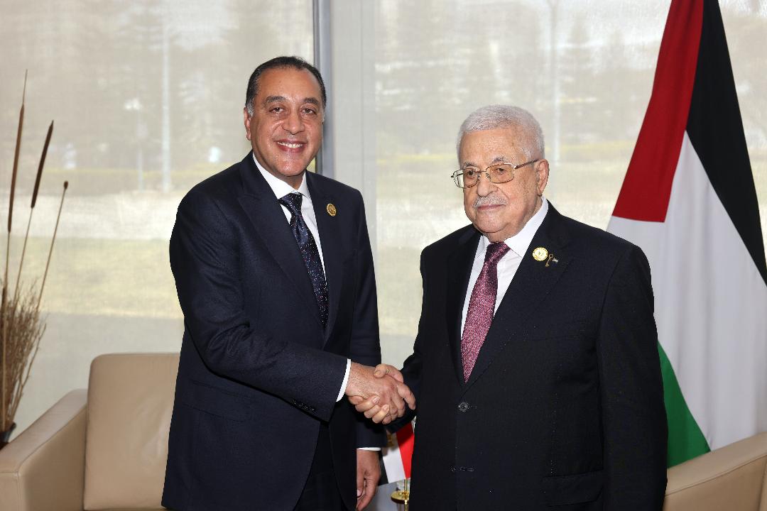 הנשיא עבאס נפגש עם ראש ממשלת מצרים ושר החוץ באדיס אבבה: "פלסטין אינה למכירה"