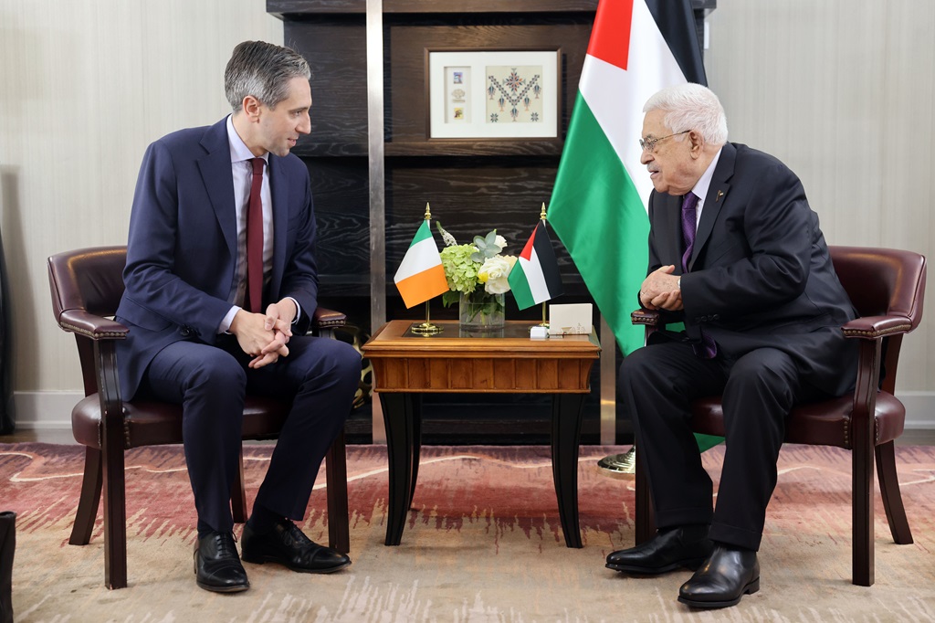 עבאס לראש ממשלת אירלנד: "לא נקבל את ניתוק עזה מפלסטין"