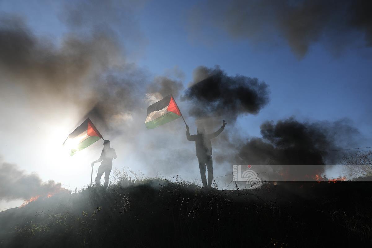 הבעירו צמיגים והפגינו בעזה במחאה על טבח שכם