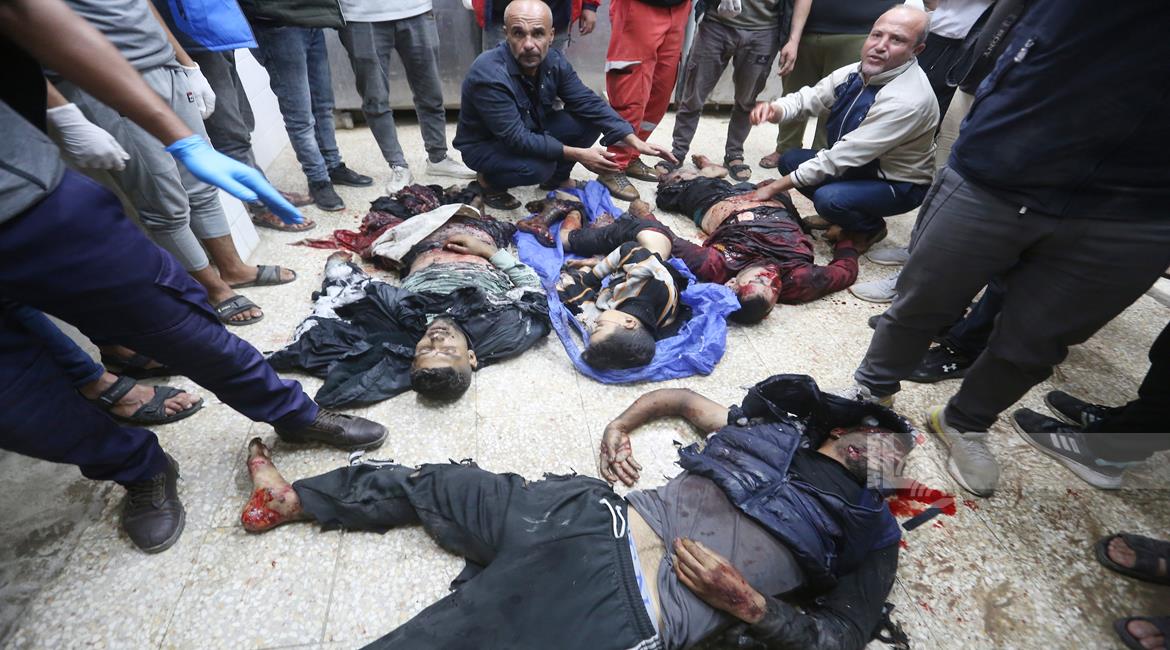 מתקפה מתמשכת בעזה: הפגזות על בתי חולים ועשרות הרוגים ופצועים