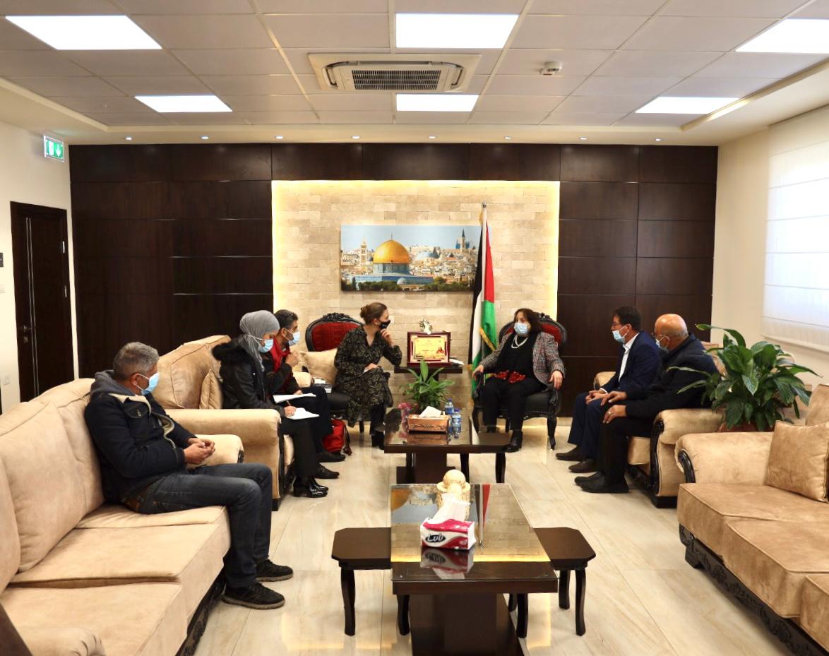 שרת הבריאות ביקשה התערבות הצלב האדום לשחרור האסיר אבו חמיד מהכלא הישראלי