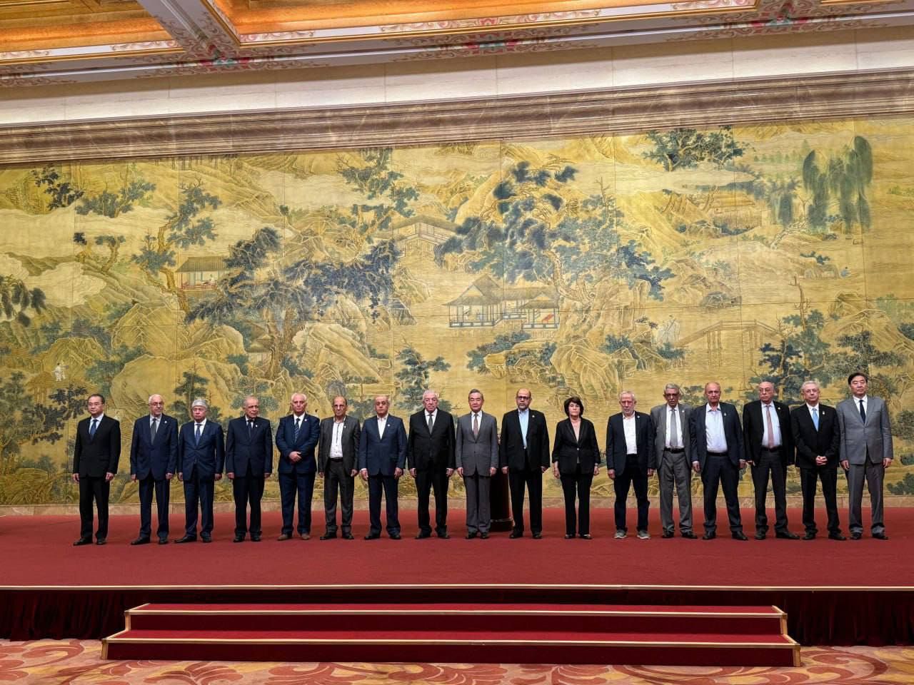 נציגי הפלגים הפלסטיניים הסכימו על אחדות ותיאום תחת אש"ף