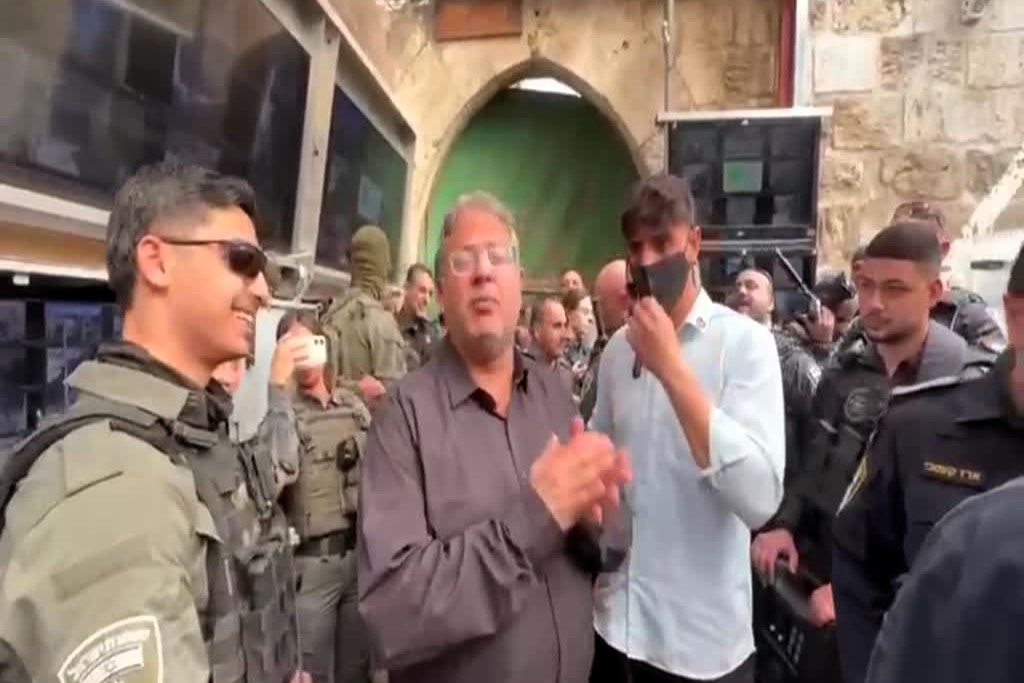 בן גביר פלש לאזור מסגד אל־אקצא ביום השישי הראשון של רמדאן