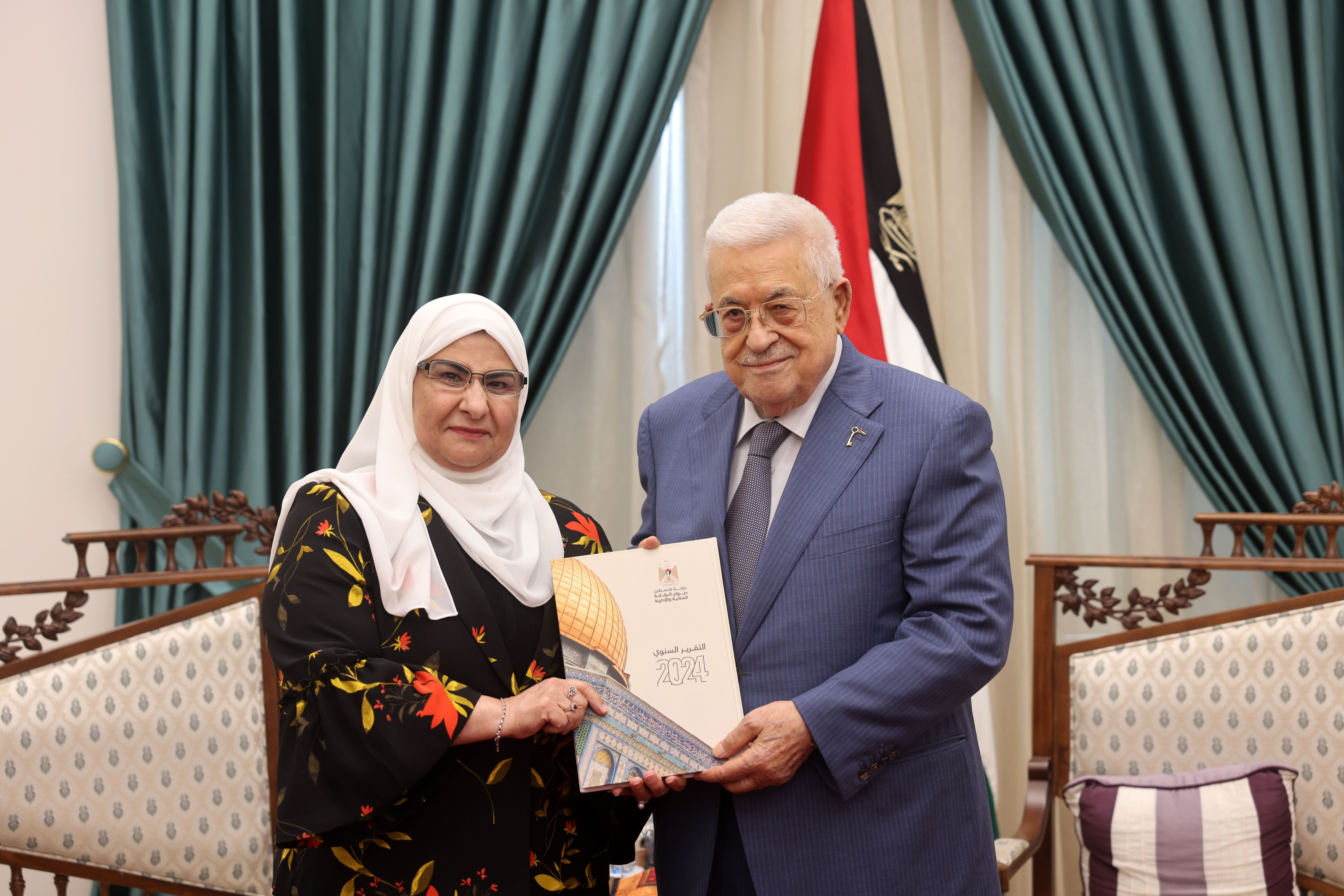 הנשיא קיבל את הדו"ח השנתי של משרד הביקורת המנהלית והכספית לשנת 2024