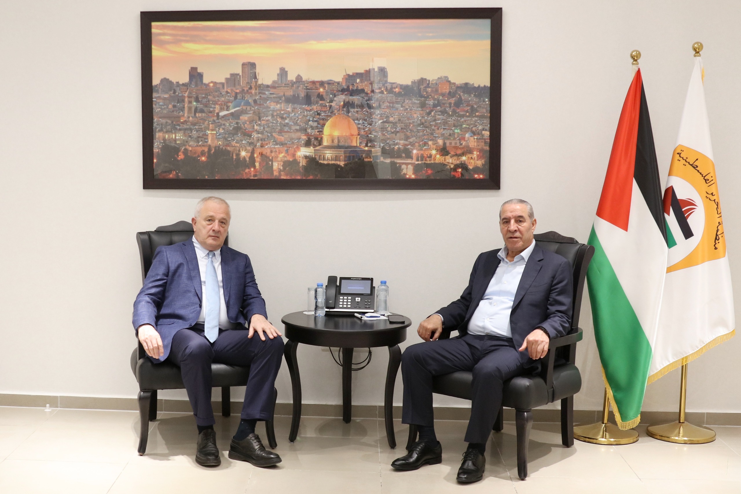 א־שייח' דן עם נציג רוסיה בהתפתחויות הפוליטיות האחרונות