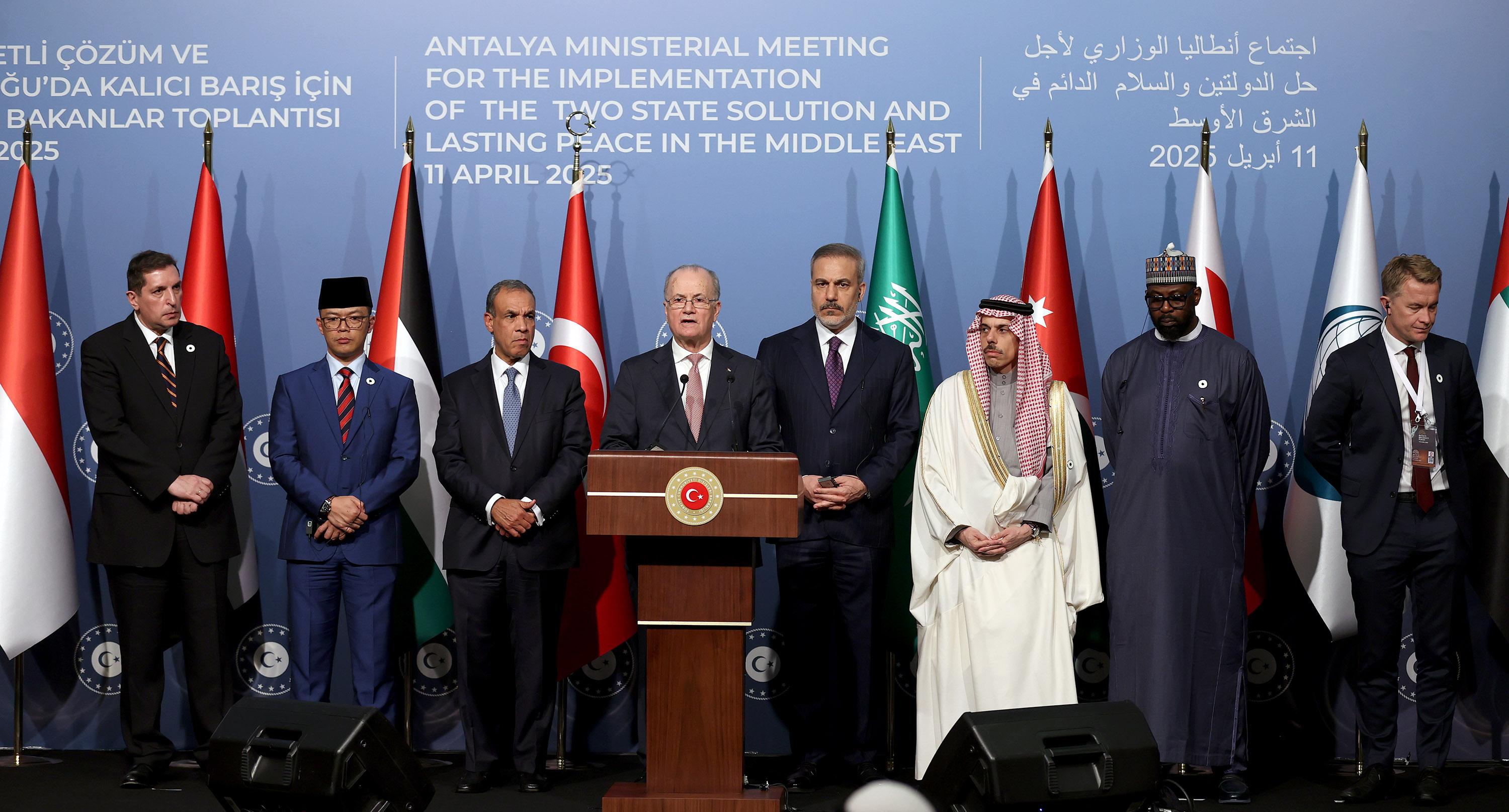 מנהיגים ערביים דורשים הפסקת אש מיידית בעזה: "בלי זה אין שיקום, אין פתרון פוליטי"