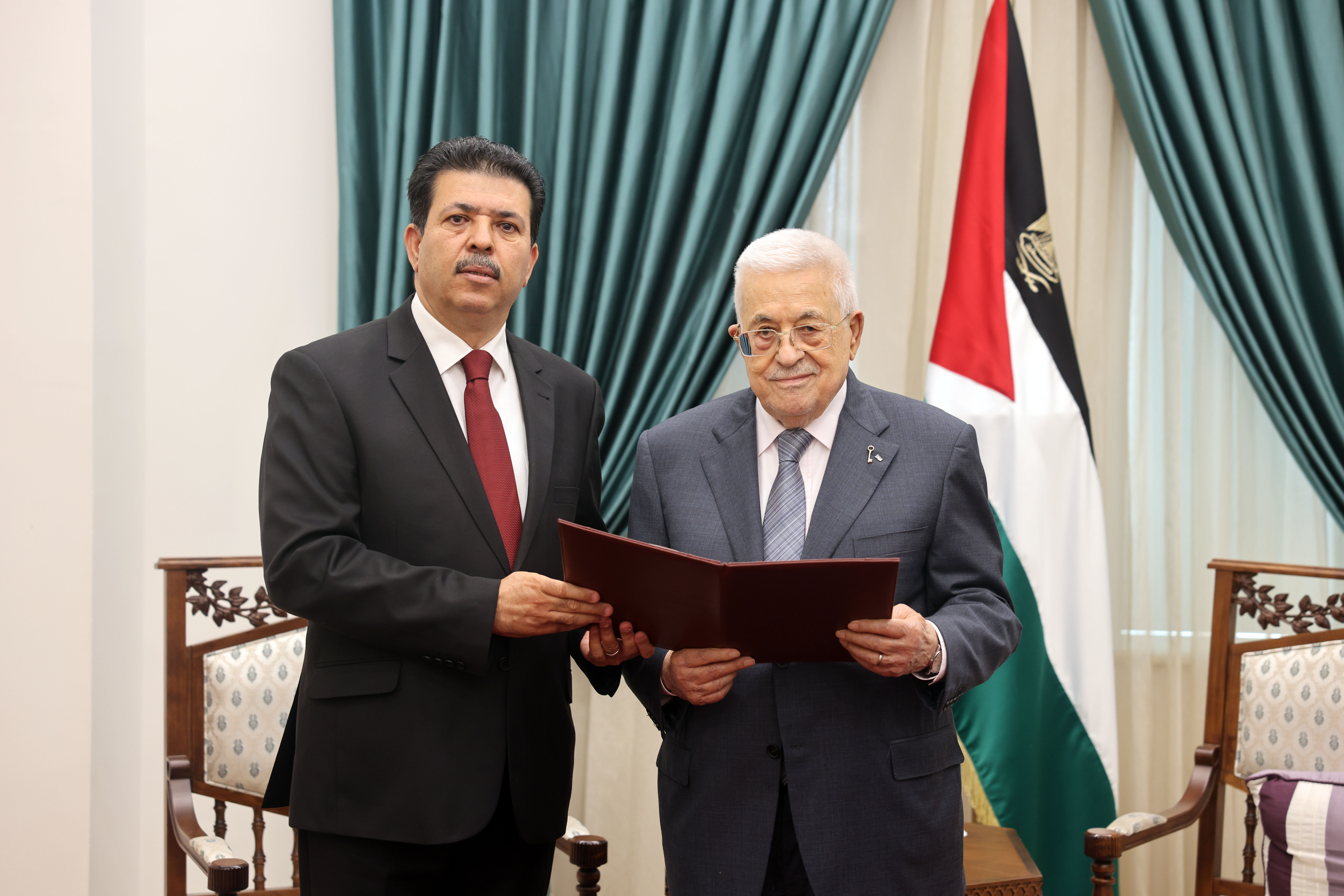 הנשיא אבו מאזן קיבל איגרת מהנשיא התוניסאי – "תוניסיה מחויבת ללא סייג לתמיכה בעם הפלסטיני"