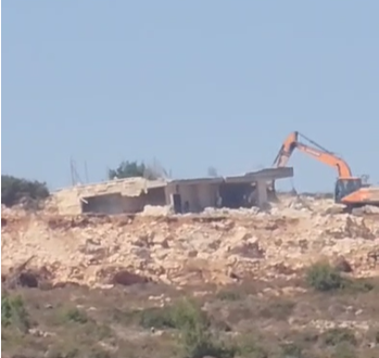 כוחות הכיבוש הרסו בית בכפר אום צפא שמצפון-מערב לרמאללה