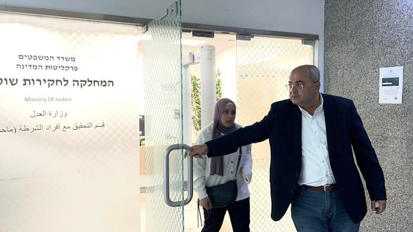 הצלמת ששוטר שבר ידה הגישה תלונה במח"ש