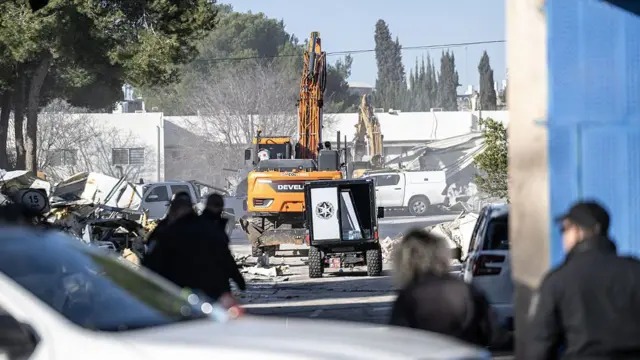 מחוז ירושלים: הפיכת מטה אונר"א בשייח ג'ראח למתקנים צבאיים ישראליים היא הפרה בוטה של החוק הבינלאומי