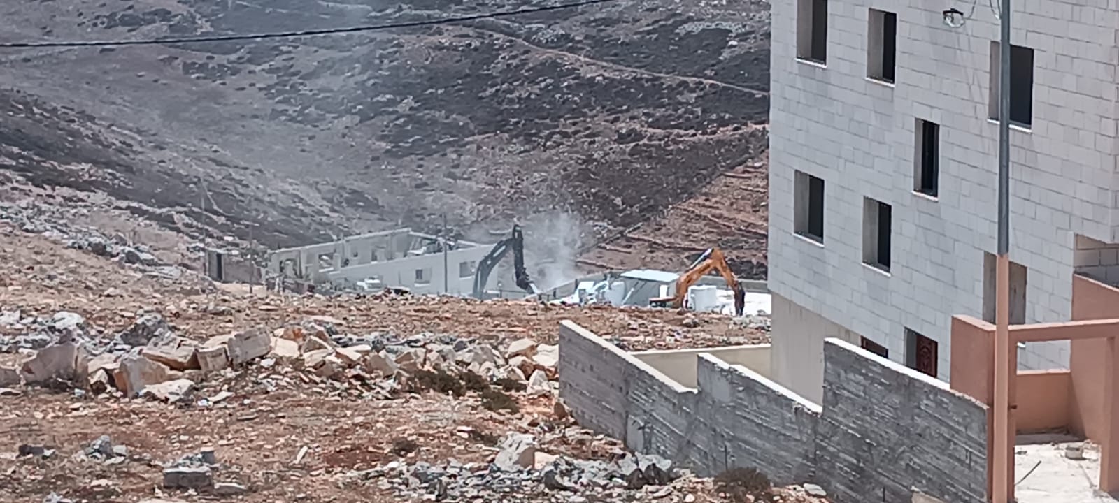 כוחות הכיבוש הרסו דירות ומחסנים במזרח שכם