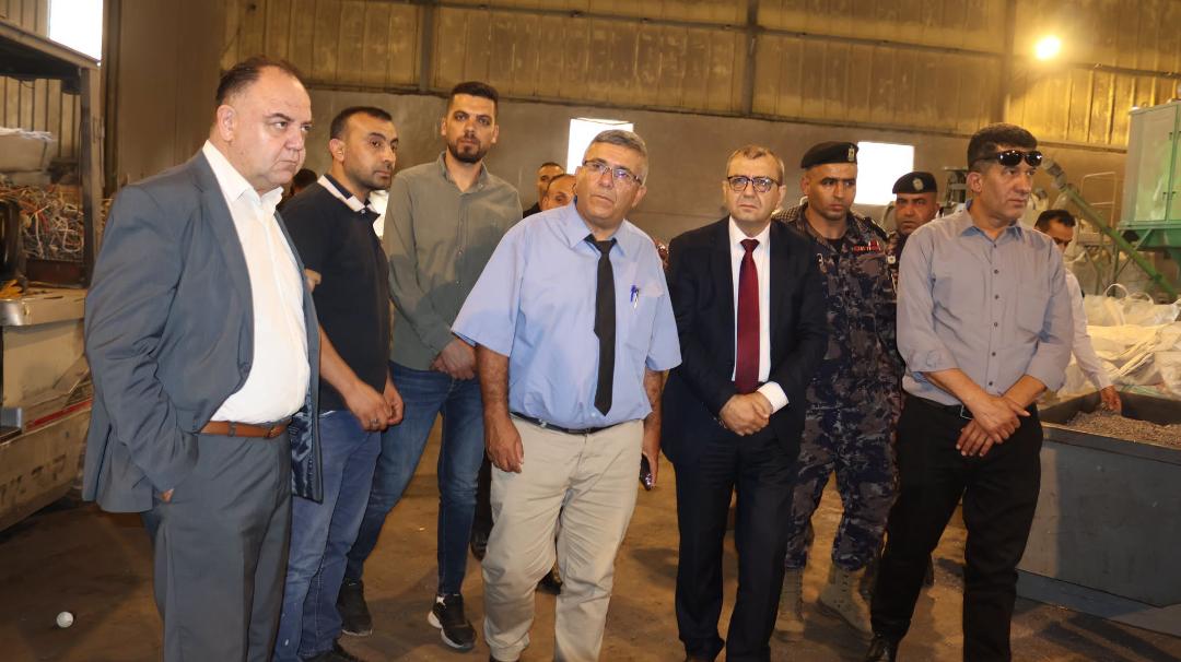 יו"ר הרשות לאיכות הסביבה ומושל חברון דנו במפגעים הסביבתיים במחוז ובדרכים לצמצום מוקדי הזיהום
