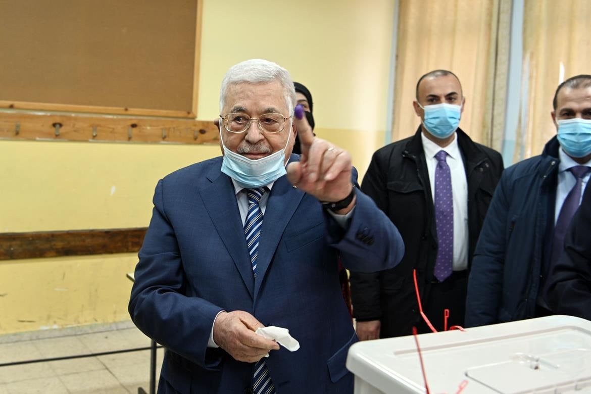 הנשיא עבאס בקלפי: הדמוקרטיה  במיטבה