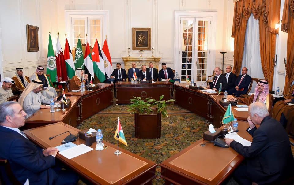 הכינוס הערבי בקהיר קרא לנסיגה ישראלית מלאה מעזה ולהשבת השליטה לרשות הפלסטינית