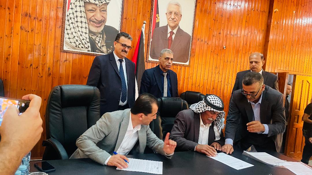 משרד החקלאות חתם על 27 הסכמי מענקים למיזמים חקלאיים בקלקיליה ובטולכרם