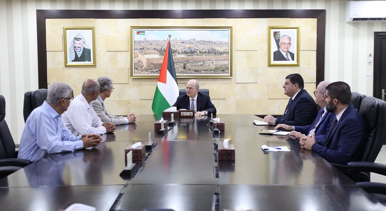 מוסטפא הציג ליו"ר ארגון שקיפות בינלאומית את התקדמות תוכנית הרפורמה המוסדית