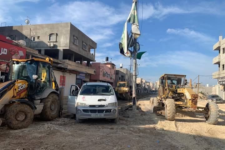 שיקום הנזקים בטולכרם: עבודות החלו בכביש מול מחנה הפליטים נור שמש