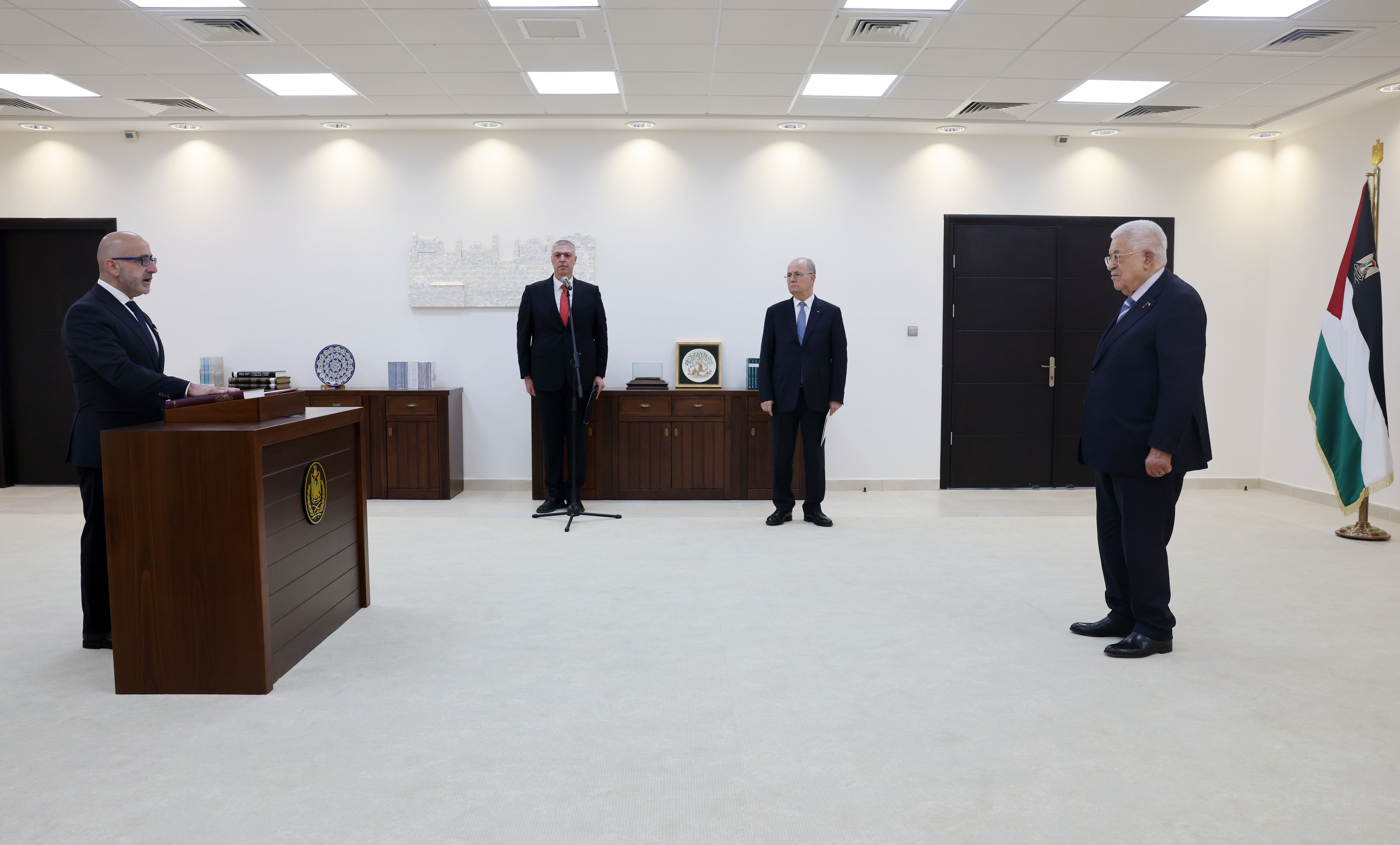 אסתיפאן סלאמה הושבע בפני הנשיא לתפקיד שר האוצר והתכנון