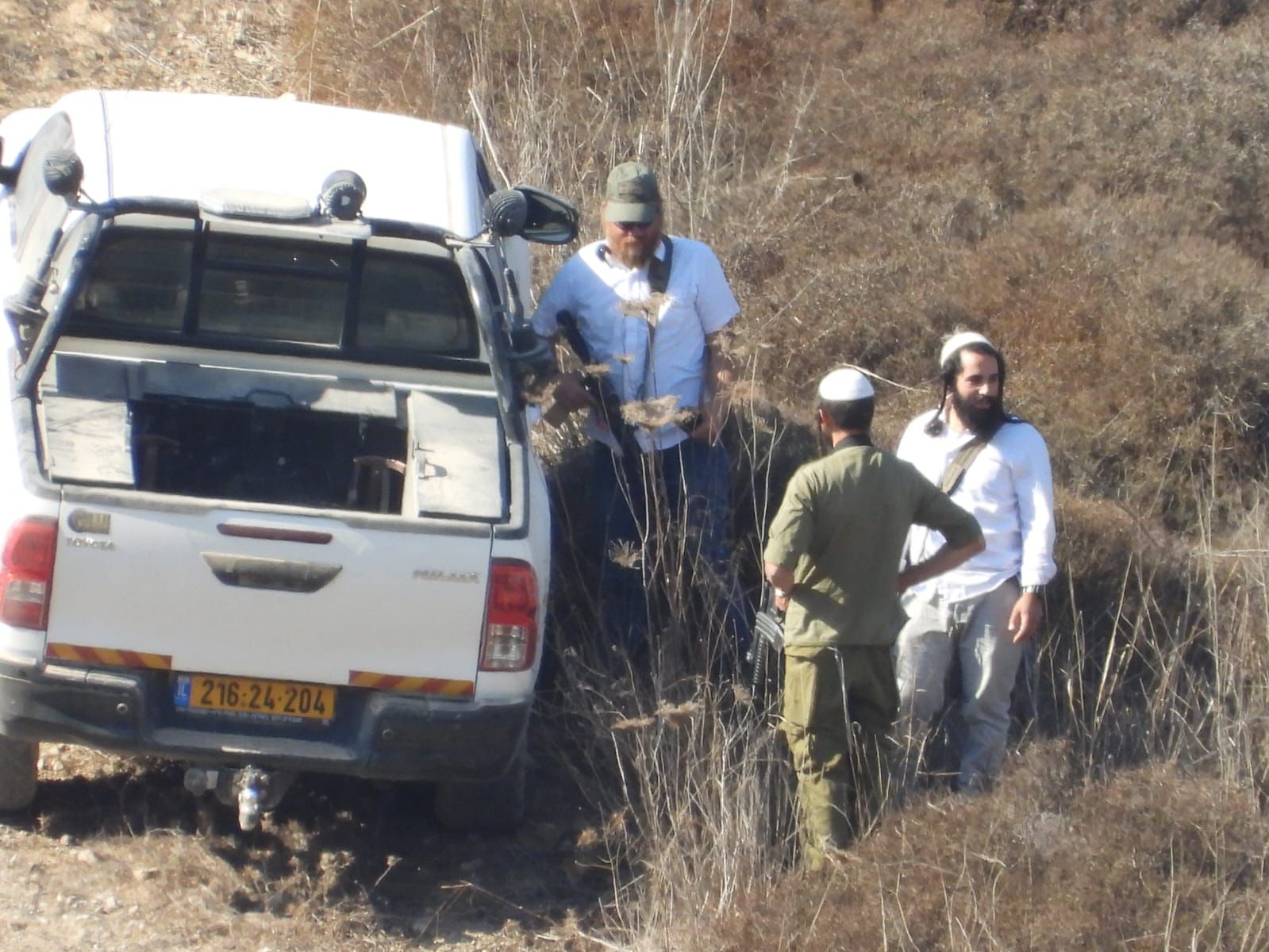 גל תקיפות נרחב של מתנחלים נגד אזרחים בצפון הגדה: עשרות מוקדים, תקיפות אלימות ושריפת רכוש