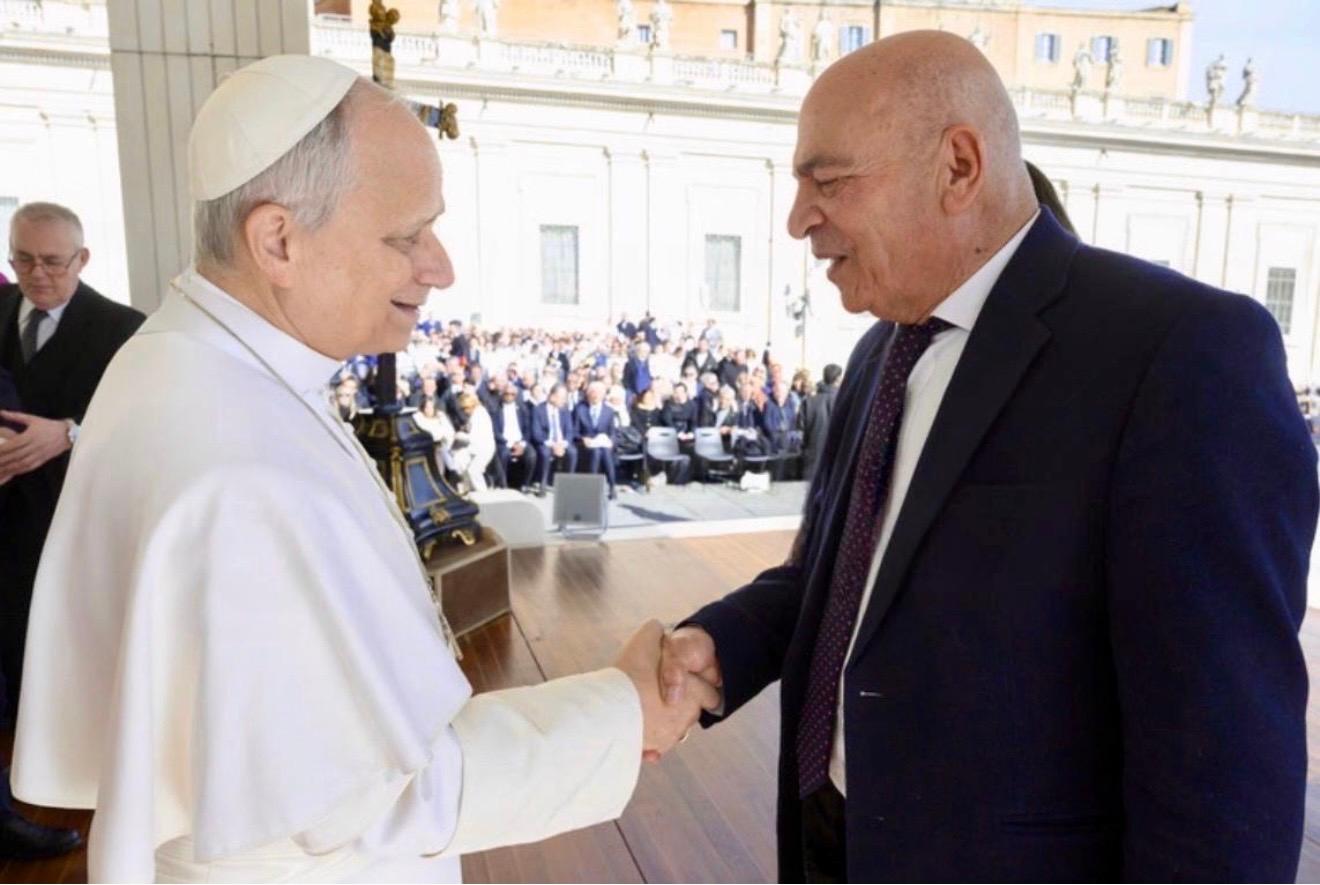 שר התיירות הפלסטיני עדכן את האפיפיור לאו ה־14 בהתפתחויות בזירה הפלסטינית