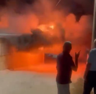מתנחלים הציתו בית ומבנה חקלאי וריססו כתובות גזעניות בא־תוואנה