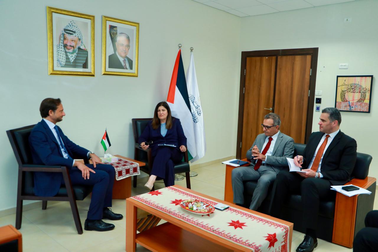 השרה הפלסטינית לענייני חוץ קראה לאיטליה להכיר במדינת פלסטין ולחדש את מימון אונר״א