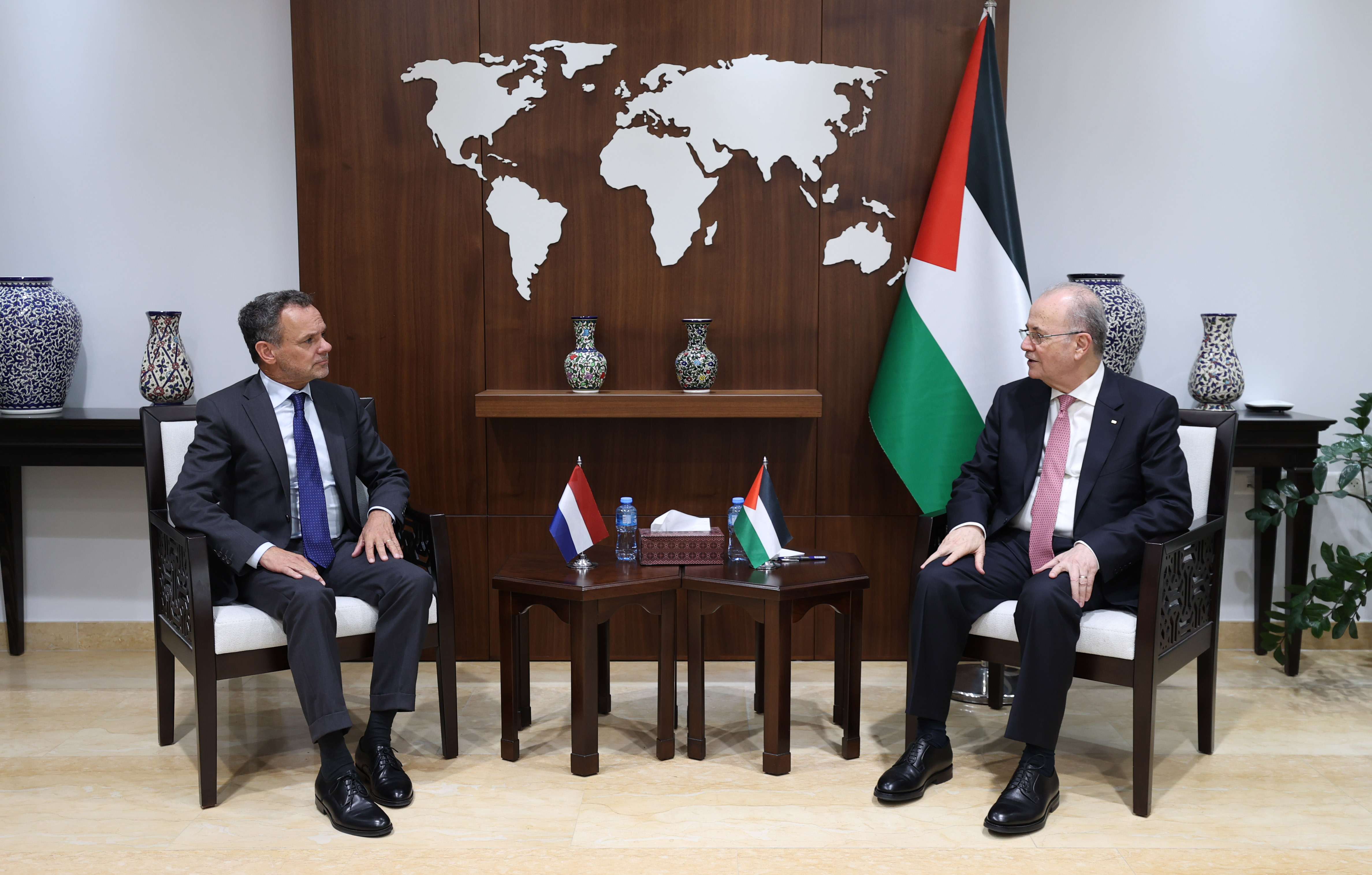 ראש הממשלה נפגש עם שר החוץ ההולנדי